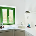 Semesterbostad Paros Front House