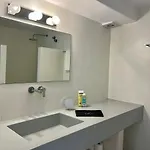 Semesterbostad Paros Front House