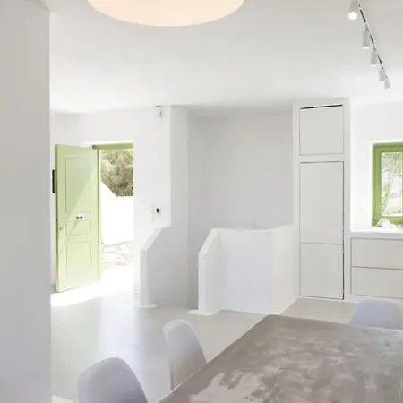 度假居 Paros Front House *