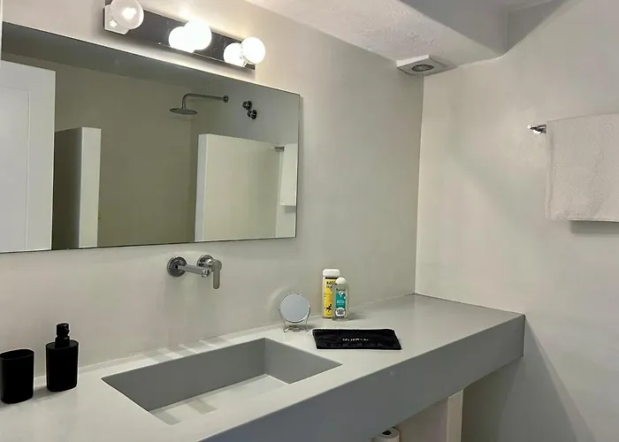 Casa de Férias Paros Front House