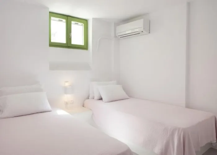 Paros Front House Naousa