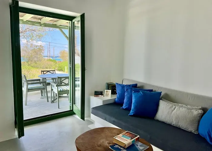 Casa de Férias Paros Front House Naousa